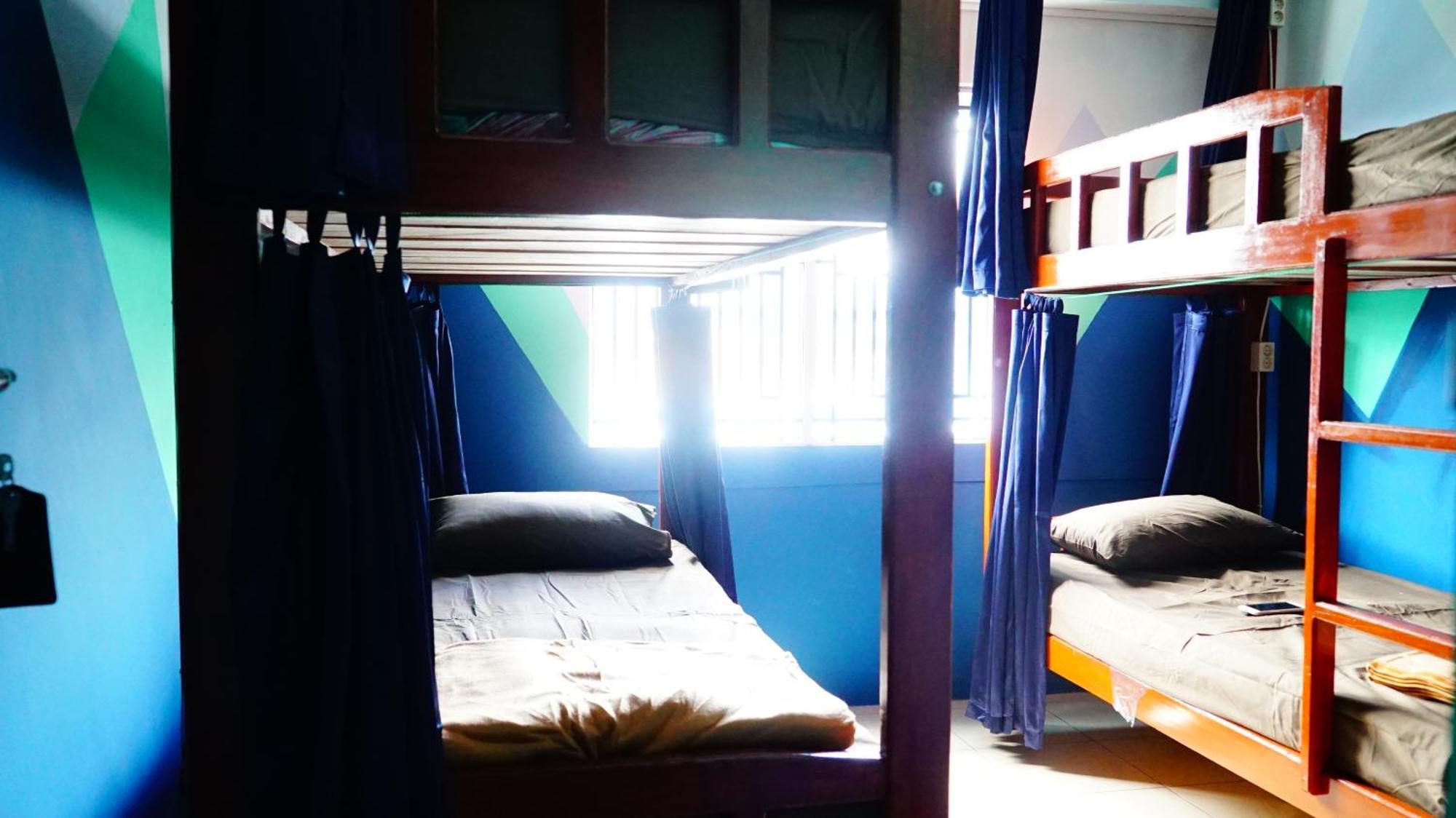 Pintu Biru Hostel Вамена Номер фото